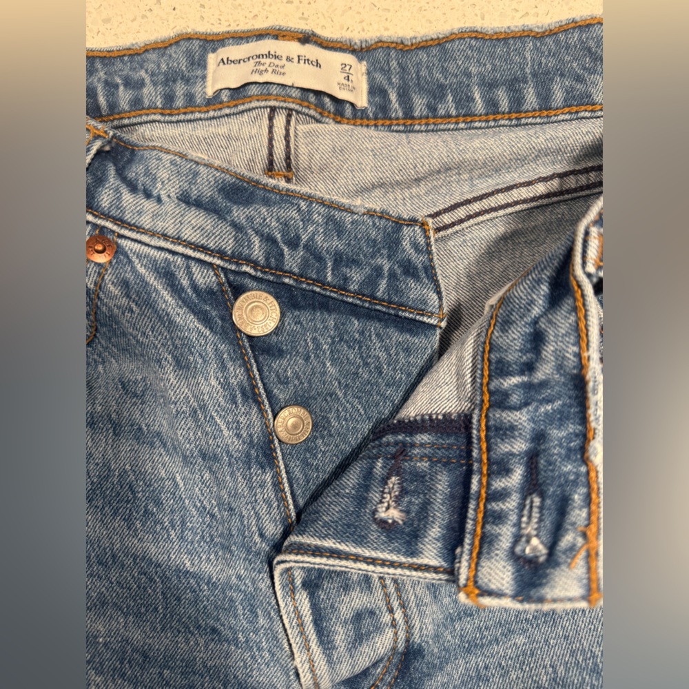Abercrombie & Fitch the dad high rise jeans - Picture 2 of 4